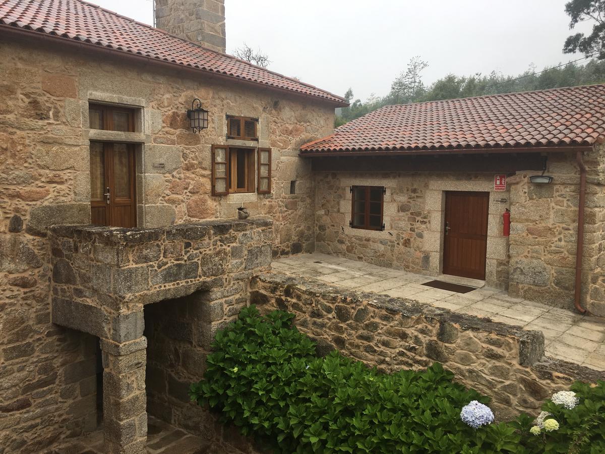 Monasterio Y Pension De Moraime Exterior foto